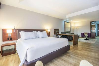 Quarto Fam&iacute;lia (2 Adultos + 1 Crian&ccedil;a) 5