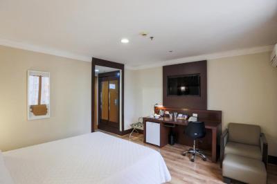 Deluxe Double Room 3