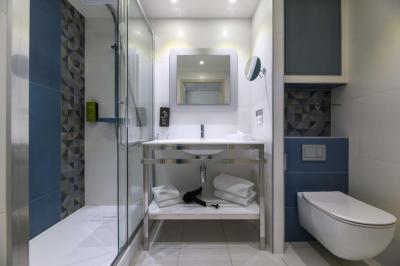 Comfort King Room 5