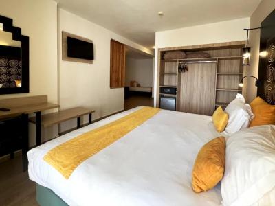 Family Suite 5