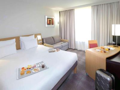 Superior Zimmer mit Queensize-Bett und Sofa 2