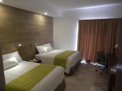 Standard Double Room with Two Double Beds 2