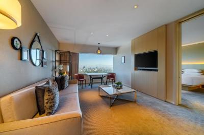 Suite King 4