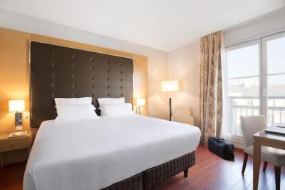 Premium  Family Room 4