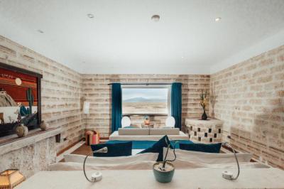Quarto&nbsp;com 2 Camas de Solteiro&nbsp;Deluxe com Vista Montanha 11