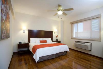 Quarto com Cama King-size 1