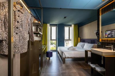 Doppelzimmer mit Aussicht 4
