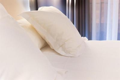 Premium Casal - 1 Cama Queen 6