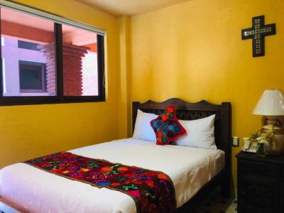 Deluxe Queen Room with Two Queen Beds 3