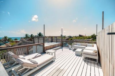 Superior Suite with Sea View 9