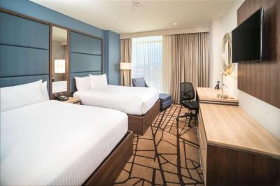 Doppelzimmer mit 2 Doppelbetten 1