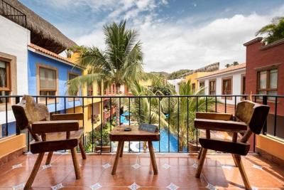 Suite Junior con balc&oacute;n (solo para adultos) 2