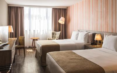 Two Connecting Double Rooms 4
