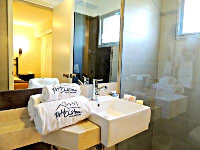 Standard Double Room 1