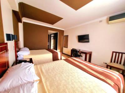 Standard Twin Room 4