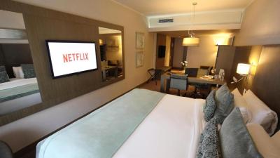 Deluxe Suite 2