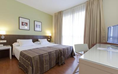 Standard Twin Room 1