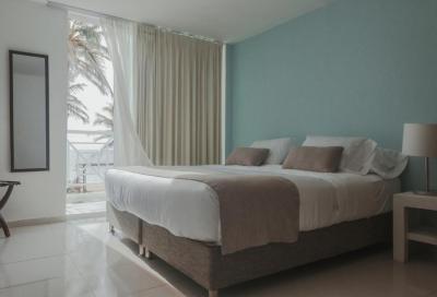 Family Room with Sea View 6