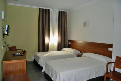 Twin Room 1