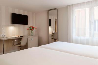 Standard Double or Twin Room 1