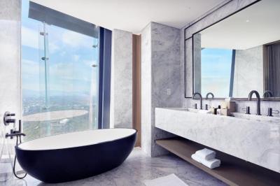 Suite Executive con 1 dormitorio, 1 cama extragrande y acceso al club lounge 4