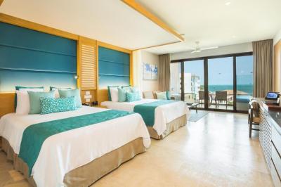 Preferred Club Junior Suite Ocean View Triple -2 Queen size Beds 24