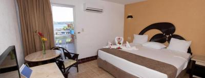 Double Room with Sea View 2