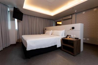 Suite 7