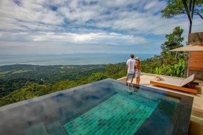 Master Suite (Private Pool) 3