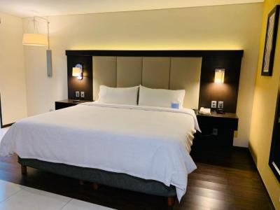 Standard King Room 1