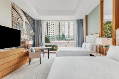 Deluxe Double Room with Two Double Beds 2