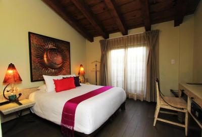 Chambre Lit Queen-Size 1