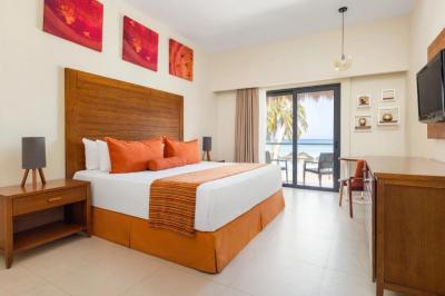 Deluxe Ocean View King 6