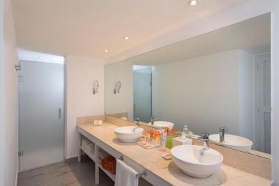 Suite Junior Sun Club con cama extragrande - Doble 4