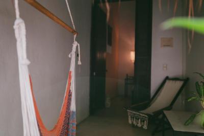 Standard King Room 5