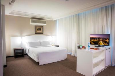 Executive Suite with Double Bed 3
