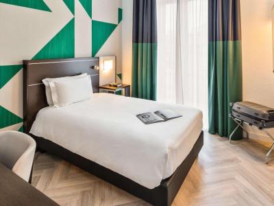Classic Single Room 2