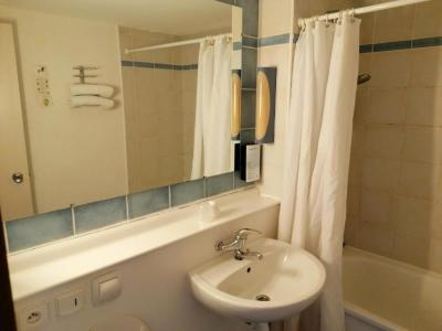 Twin Room 2