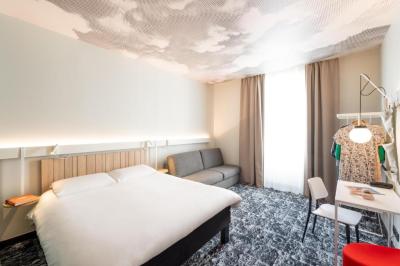 Superior Double Room with Sofa bed 2
