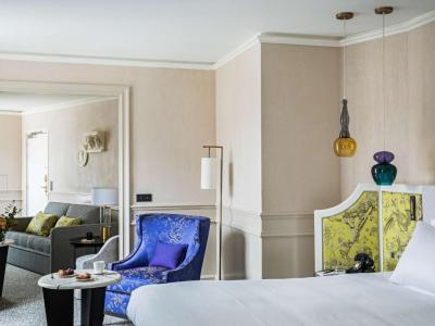 Prestige King Suite with Lounge and Terrace - Level Six 12