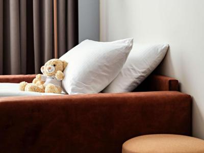Superior Room with King Bed and Children Sofa Bed 12