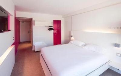 Double Room 2
