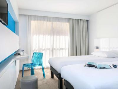 Twin Room 3