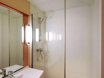 Standard Double Room 2