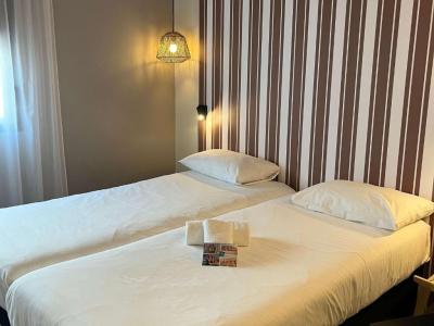 Standard Twin Room 2