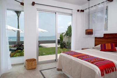 Villa with Sea View 2