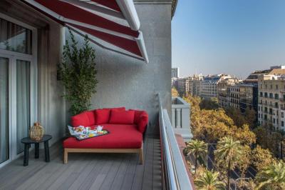 Deluxe Double Room with Terrace 5