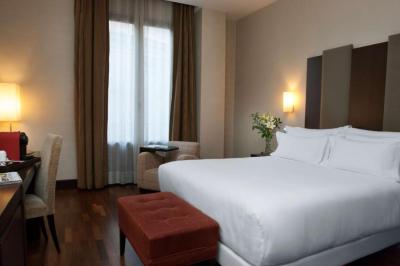 Superior Double Room with View 6