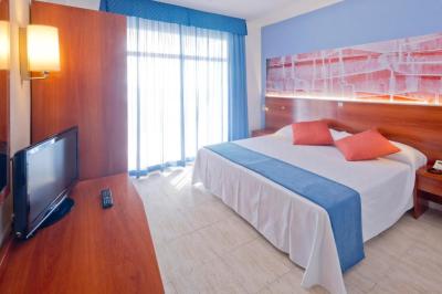 Special Offer - Double or Twin Room with Extra Bed (2 Adults + 1 Child) 10