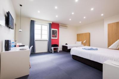 Triple Room 4